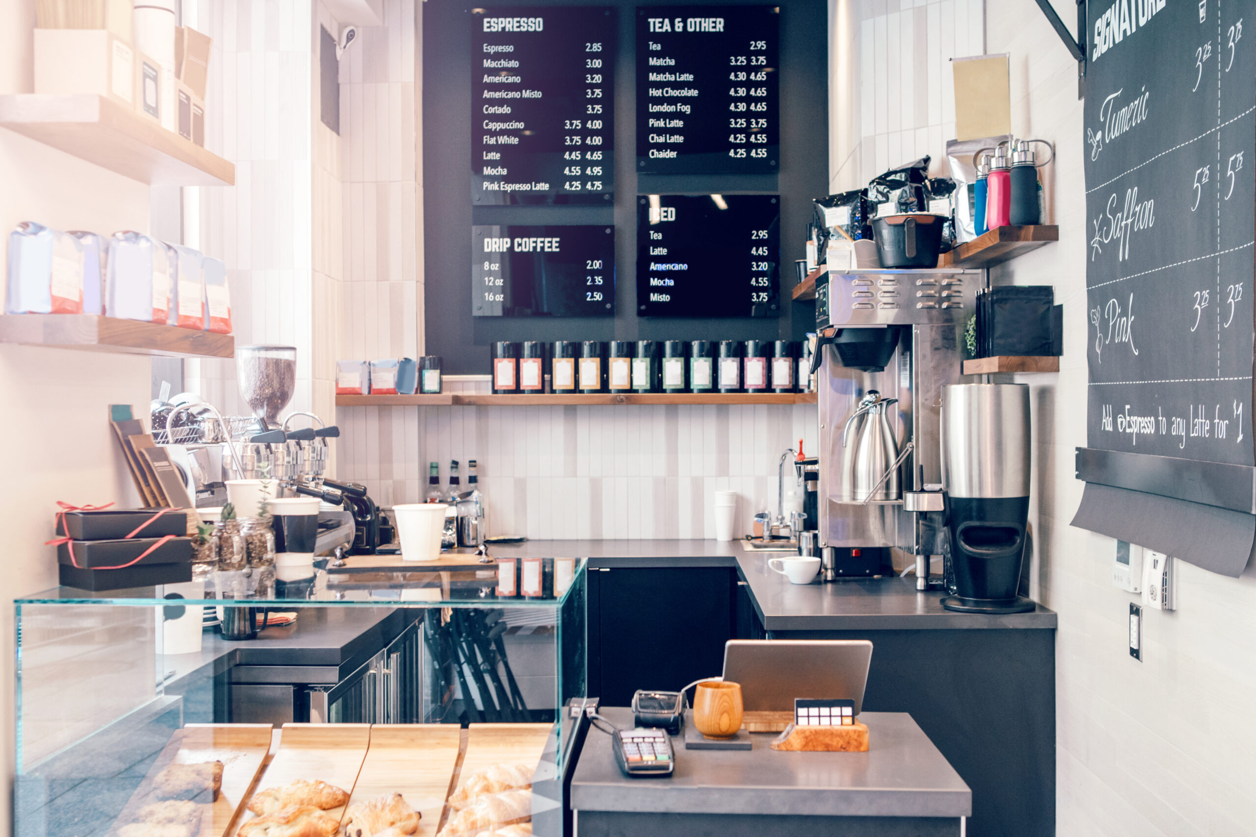 カフェのレジ周り